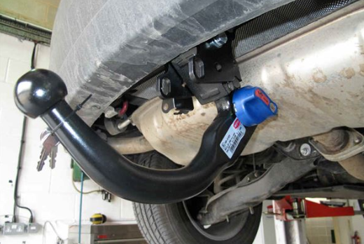 How to perform the towbar fitting process